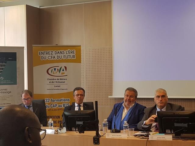 de droite à gauche : Jérôme Kohn - Patrick Toulmet - Gerard Gautier - Mr Ludovic Pierrat Sous-Prefet