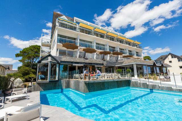 En plus de sa piscine donnant sur le front de mer, l'hôtel propose également à ses clients un spa Nuxe.
