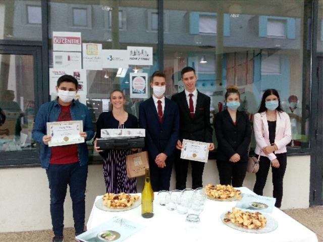 Les lauréats du concours du 'Burger confiné'