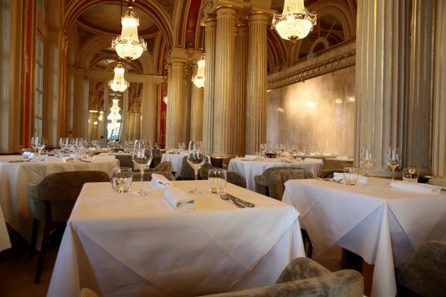 La salle du Quatrième Mur, le restaurant de Philippe Etchebest à Bordeaux.