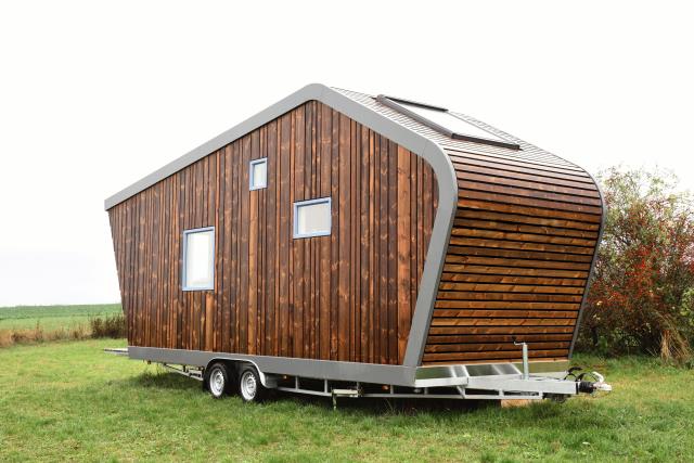 'Hytte': c'est le nom du modèle de Tiny House en bois Kebony, matériau éco-conçu, durable et facile d'entrtetien.