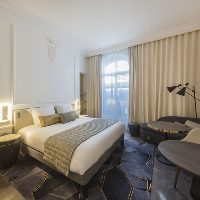 Ouvert il y a un peu plus d'un an (groupe Ascott), l'emblématique hôtel 5* La Clef Champs-Elysées comprend 70 chambres, dont 12 suites.