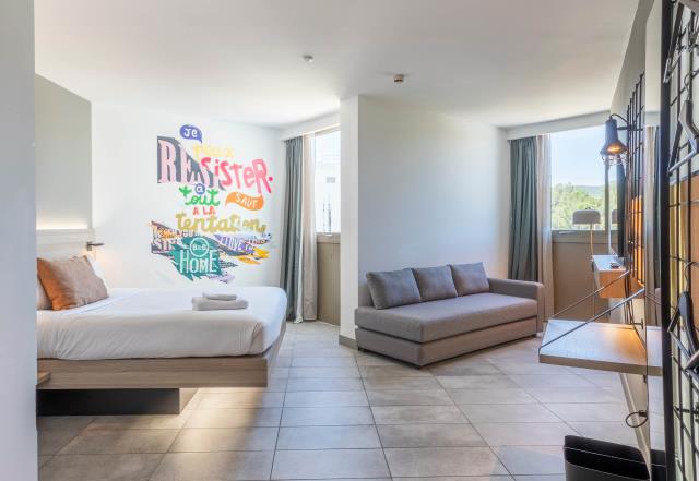 Le B&B Home de La Ciotat compte 39 appartements pour les longs séjours