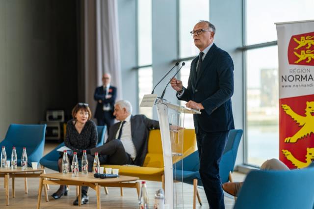 Prise de parole du maire du Havre, Édouard Philippe, lors du 33e congrès de l’AFLYHT, en présence...