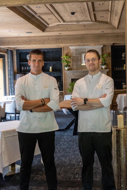 Benoit Potdevin et Maximilian Troebs, respectivement chef exécutif et chef du site, ont permis au restaurant Le M (50 couverts et 150€ de ticket moyen) de décrocher sa première étoile.  