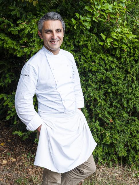 “Pour chacun de nos menus, nous fournissons la liste de nos producteurs aux clients qui le...