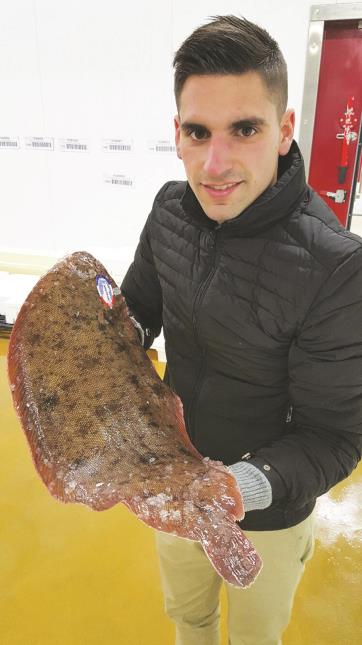 Fernando Lucas : 'Notre objectif en tant que passionnés du métier ? Aller chercher le produit là où il est le meilleur en France et le fournir aux restaurateurs en un temps record !'