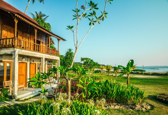 Le Mahi Mahi Resort Bungalows.