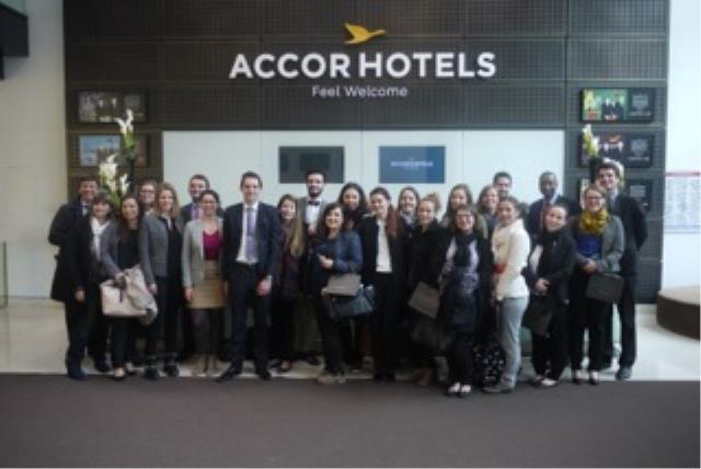 Les étudiant du Master Manager Hôtelier au siège d'AccorHotels