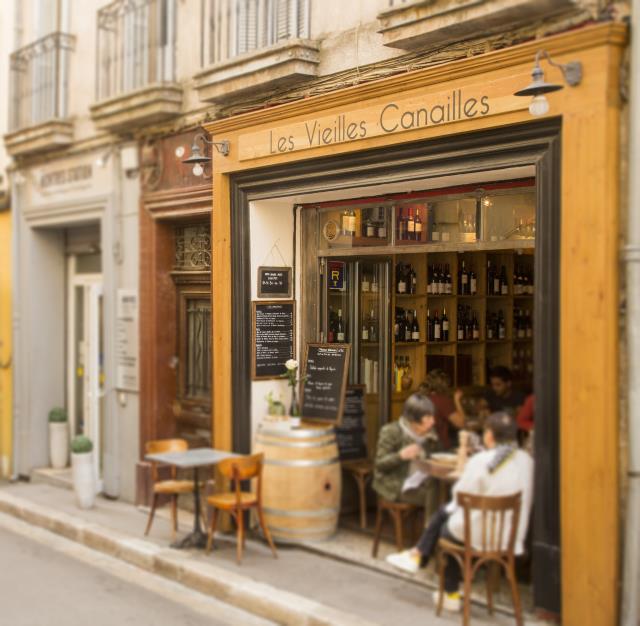 Vieilles Canailles a tout du bouchon lyonnais, au coeur d'Aix en Provence