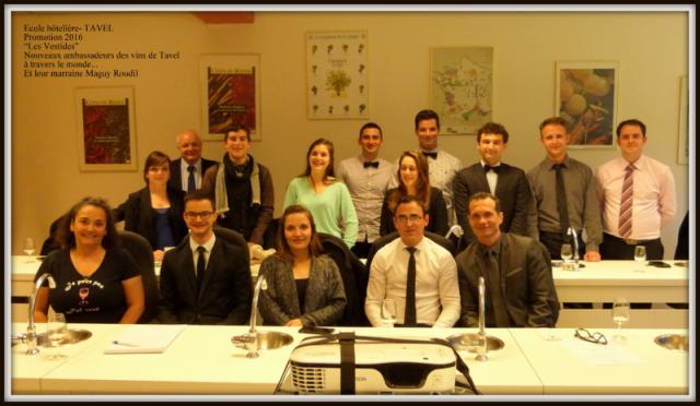 Ecole Hôtelière promotion 2016 'Les Vestides', nouveaux ambassadeurs des vins tavel dans le monde et Maguy Roudil