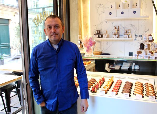 'Un démarrage, c'est toujours difficile', reconnaît Patrick Canal, qui jongle entre ses deux établissements : le Café Tournon et Les Artizans, à Paris.
