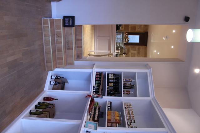L'espace boutique où sont vendus les produits qu'elle utilise aussi dans sa cuisine