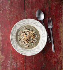 Recette de Pierre Gagnaire : Poêlée d'encornets, humus de lentilles vertes du Puy, soja frais au...