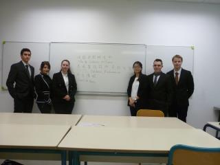Mme Hsiang-Yu Yang-Baltes et ses 5 apprentis