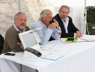 A cette occasion, René Colomban, président de la FNPR, accompagné de Jean-Claude Moreu, président...
