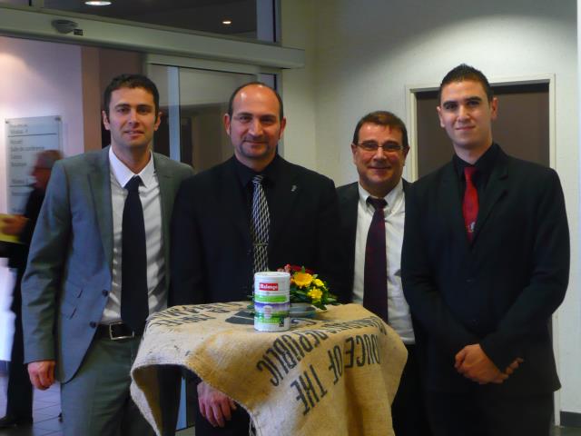 Région Provence : de g à d, Dominique Antonetti (Malnogo), Henri Di Nola, professeur (Marseille), Alain Ordono (Malongo) et Yves Grondin.