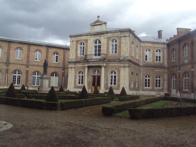 Le bâtiment d'Eugène Napoléon inscrit à l'inventaire Français des monuments historiques