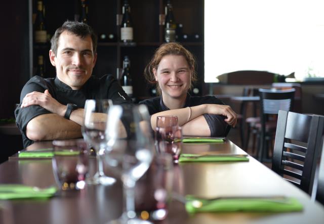 Nicolas Legrand et Sandrine Larvoir célèbrent leur amour du vin et des gourmandises dans leur Auberg'ine