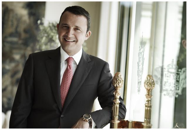 Philippe Perd, déjà Président et Directeur Général de l'Hôtel du Cap Eden Roc à Antibes et du Château Saint Martin et Spa à Vence, va prendre la direction de l'Apogée