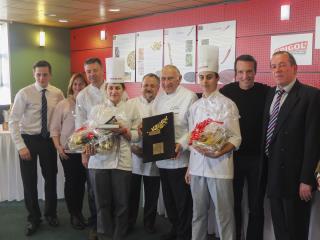 Fiona Depuiset et une partie du jury : le lauréat 2012 Maxime Lourdelle, les chefs Guillaume...