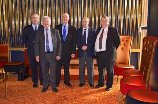 Le bureau de l'UMIH 58 lors de l'AG au Casino de Pougues les Eaux. De gauche à droite : Jacques...