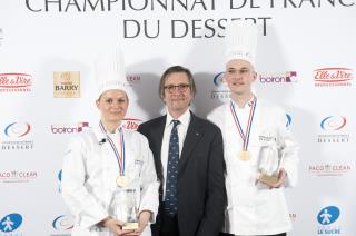 De gche à dte : Anne-Sophie Bercet, en mention complémentaire cuisinier en dessert de restaurant au...
