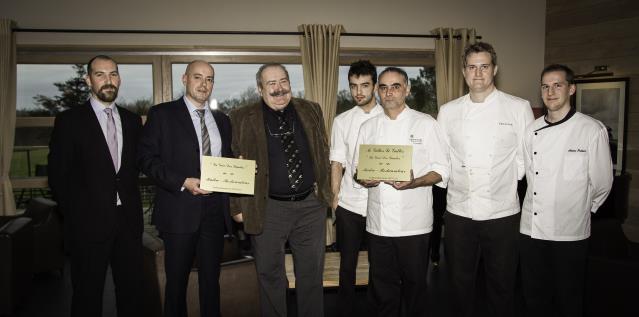 D e g à d : Jérémy Selva, 1er Maitre d'Hôtel, Lionel Sscur, Directeur du Pôle Cosmétique Végétale, Jean-François Sérazin, Président de l'UMIH 56, Benjamin Jourdren, Second de Cuisine,  Gilles Le-Gallès, Chef du Restaurant des Jardins Sauvages, Steven Lesn