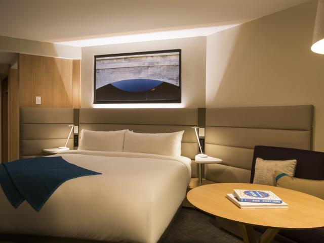 Une chambre du Crowne Plaza (groupe IHG).