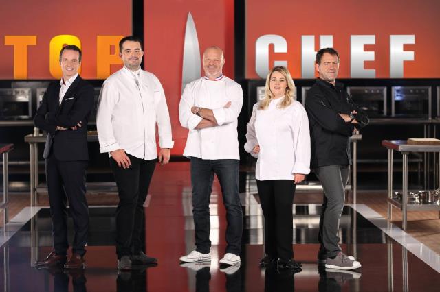 L'animateur Stéphane Rotenberg avec le nouveau jury : Jean-François Piège, Philippe Etchebest, Hélène Darroze et Michel Sarran.