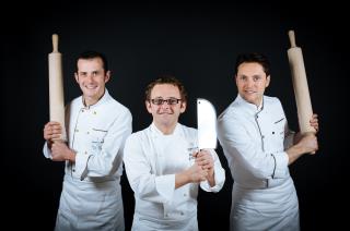 Thomas Guichard et François Bury, coachés par le chef exécutif Adjoint Olivier Pistre (au centre).