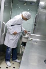 La vérification de la marchandise.