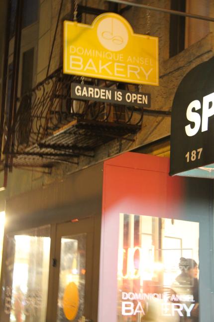 La pâtisserie Ansel sur Spring Street dans le quartier de Soho à New-York. Maison mère du 'Cronut', il est impératif de s'y rendre entre 8 h et 10h30 du matin pour pouvoir déguster un authentique 'Cronut'.