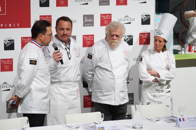 Pascal Molinès, président du comité d'organisation, Vincent Ferniot, Gabriel Paillasson, président-fondateur de la Coupe du Monde de la Pâtisserie et Claire Heitzler, présidente d'honneur de la Coupe Europe qui se disputait dans le cadre du Sirha Genève.