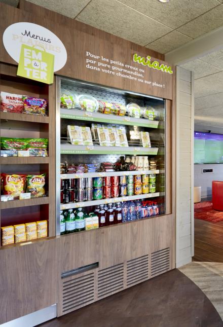 L'offre de snacking développée par Louvre Hotels Group est actuellement textée dans deux établissement et sera étendue à partir de décembre, de façon à couvrir l'ensemble du marché d'ici à fin 2014.