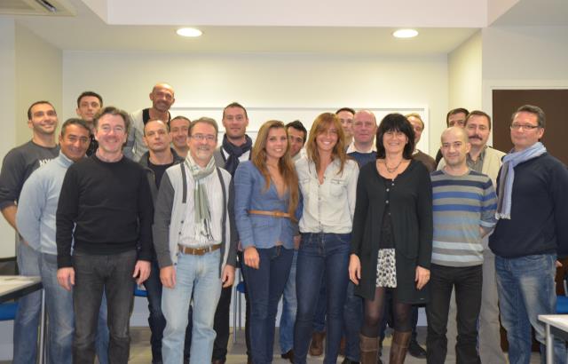 Le personnel de salle au grand complet et résolument 'content' d'avoir suivi cette expérience de formation.