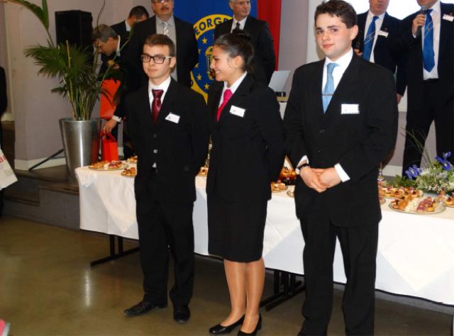 Le podium : 2e François Antoine (école Ferrandi), 1ère Clara Defendini (CFA Tecomah), 3e Antoine Debacker (lycée Auguste Escoffier).