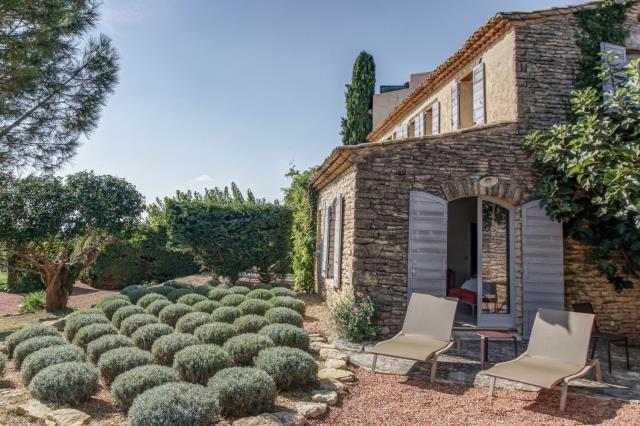 Le Domaine de l'Enclos, membre de Châteaux & Hôtels Collection.
