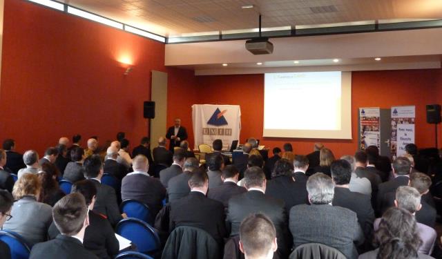 Bernard Boutboul (Gira Conseil) est intervenu face à 120 personnes (professionnels, enseignants et institutionnels).