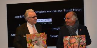 Passation du flambeau entre les parrains d'Equip'Hôtel : Alain Ducasse, parrain de l'édition 2012...