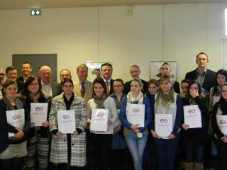 Photo de famille le jour de la remise du CQP.