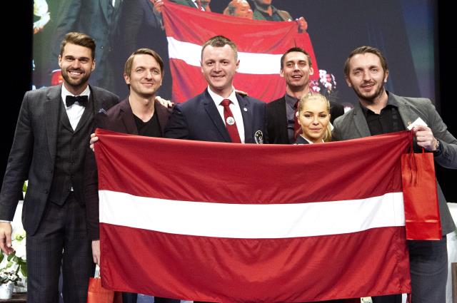 Le Trophée Pays, remis pour la première fois, revient à la délégation de la Lettonie.