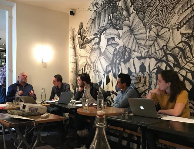 Les incubateurs permettent de mūrir un projet de restaurant. Ici, Service compris.