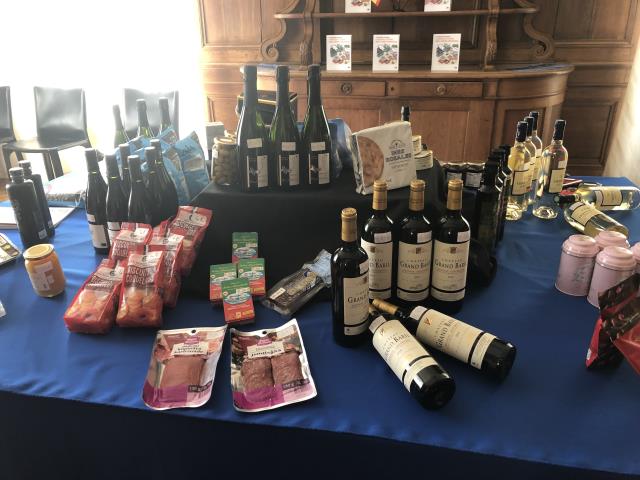 Vente de produits du terroir sur l'épicerie fine éphémère