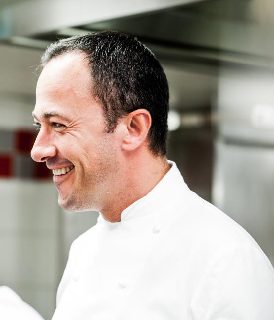Romain Meder, chef du restaurant 3 étoiles du Plaza Athénée.