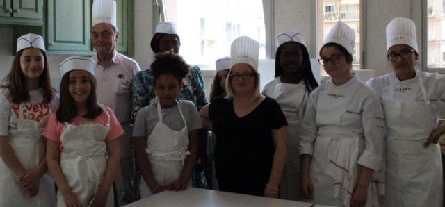 l'animation d'ateliers culinaires pour enfants et pour adultes.