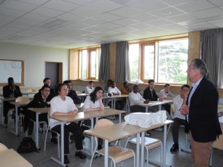 Olivier Roellinger s'est entretenu avec les élèves du CAP cuisine sur le thème de la préservation...