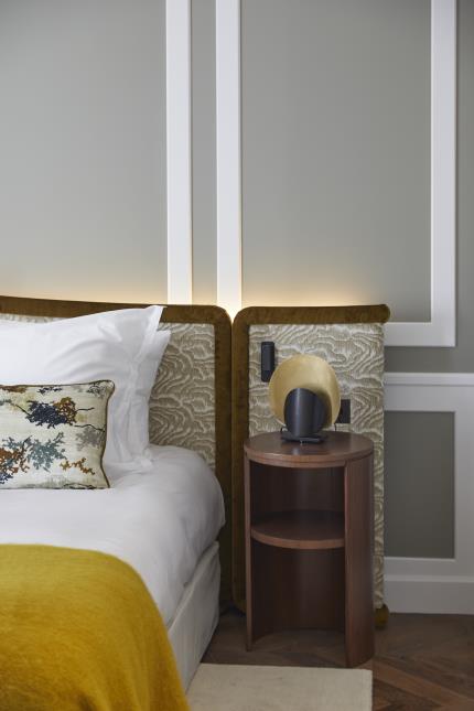 Une chambre de l'hôtel Les Lumières, à Versailles, dont l'ouverture est prévue en juin 2024.