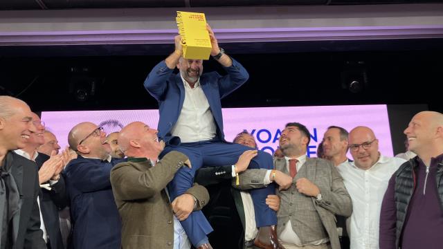 Yoann Conte reçoit le titre de cuisiner de l'année 2024, décerné par le Gault&Millau.
