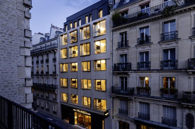 L'hôtel Pilgrim, dans le Ve arrondissement de Paris, fait partie du groupe Hôtels en Ville.